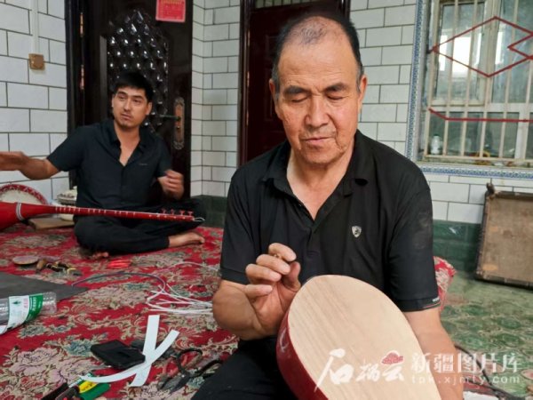 掌上乾坤 遇见非遗丨桑木琴音飞出南疆小村
